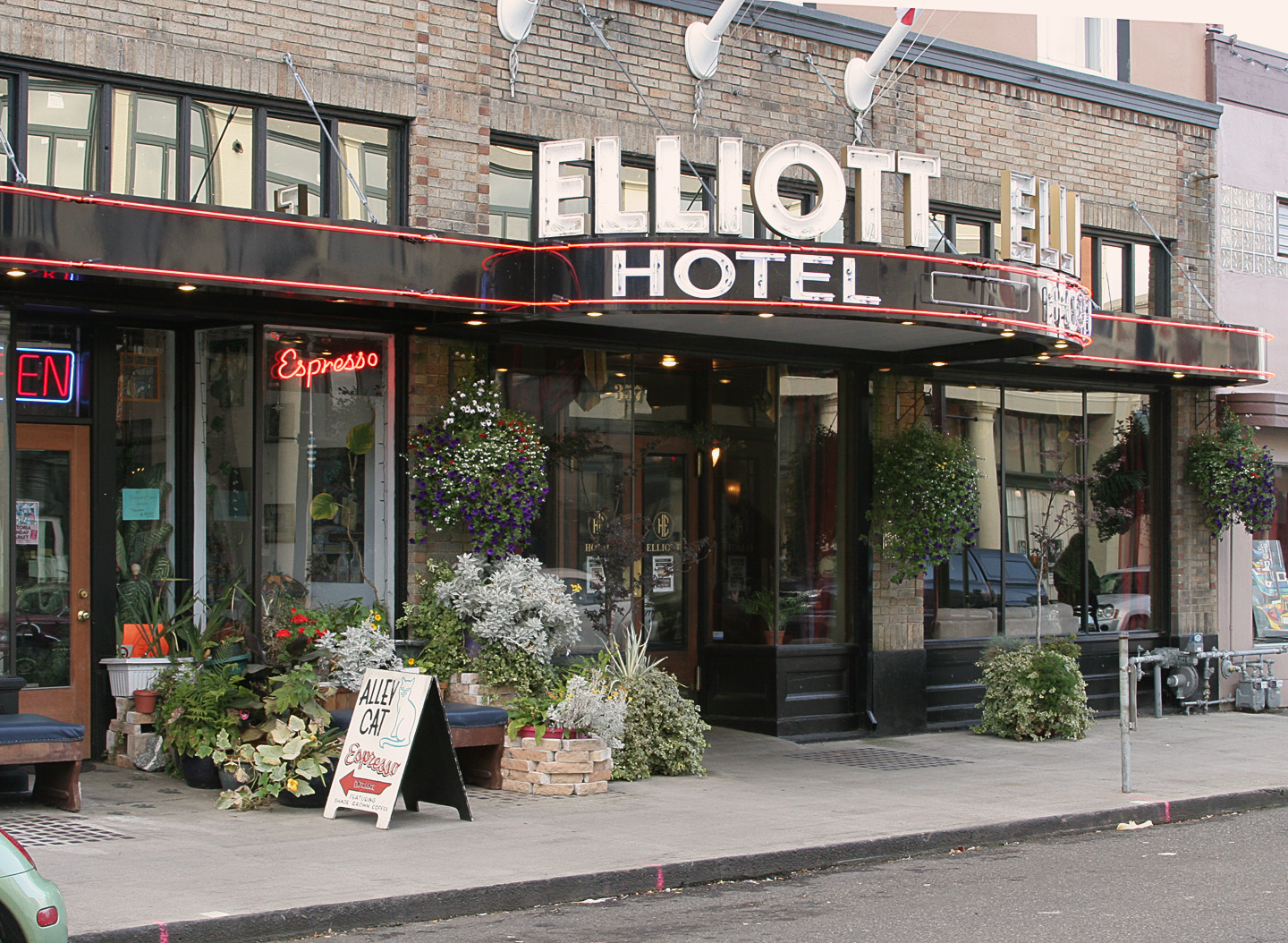 the Hotel Elliott